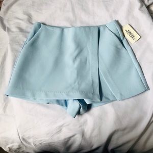 Light blue skort